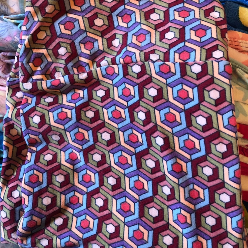 ⭐️ Brand NEW Lularoe Leggings ⭐️